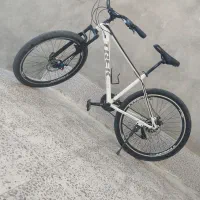 دوچرخه ترک وان