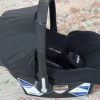 کریر و صندلی ماشین