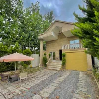 ویلا-باغچه-نماسنگ-نیم-پیلوت-جنگلی-هیرکانی-فی-کامل