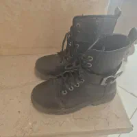 بوت بچه گونه سایز ۳۴ قیمت ۱۹۰ تومن