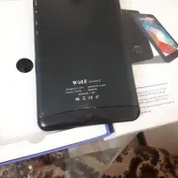 تب لت ولف|تبلت|کرج, چهارصد دستگاه|دیوار