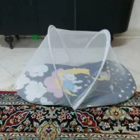پشه بند ، آغوشی