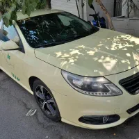 تاکسی رنو سفران