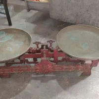 ترازو قدیمی ۱۰ کیلویی