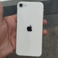 آیفون2020 se