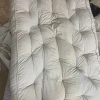 تشک یک نفره و بالشت نو و لحاف سیسمونی