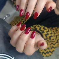 کاشت و ترمیم ناخن با آف ویژه