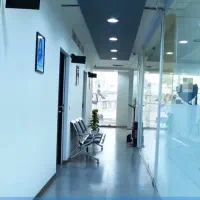 اجاره کلینیک تخصصی بزرگ در خیابان ولیعصر شهریار