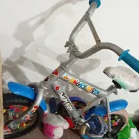 سه چرخه دوچرخه روروک|اسباب‌بازی بچه|بروجرد, |دیوار