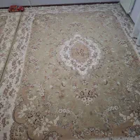 دوعدد فرش دوازده متری