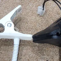 چراغ هالوژن پایه گیره ای