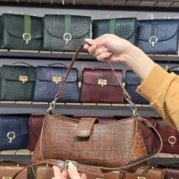 مدل گمی زبانه دار تمام چرم طبیعی با قسط دیجی پی|کیف، کفش، کمربند|تهران, فردوسی|دیوار