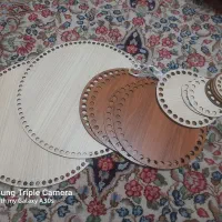 کفی تریکو چوبی و گلهای شکوفه نگین دار و پارچه ایی