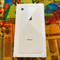 گوشی آیفون 8