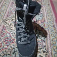 کفش چکمه پیاده روی وکونوردی|کیف، کفش، کمربند|بوئین و میاندشت, |دیوار