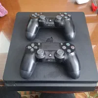 ps 4  اسلیم ۵۰۰ گیگ با دو دسته اورجینال