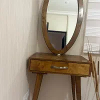 آینه و کنسول