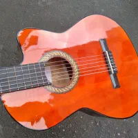 تعدادی گیتار آموزشی خوب بقیمت عمده|گیتار، بیس، امپلیفایر|رشت, معلم|دیوار