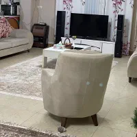 مبل ۷ نفره|مبلمان خانگی و میز عسلی|رشت, دیلمان|دیوار