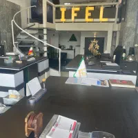 منشی یا مشاور املاک نیمه وقت