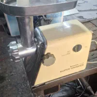 چرخ گوشت در حد نو