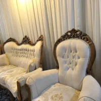 مبلمان ۹نفره به همراه عسلی و میز وسط