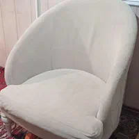 یک عدد مبل راحتی|مبلمان خانگی و میز عسلی|تهران, استخر|دیوار