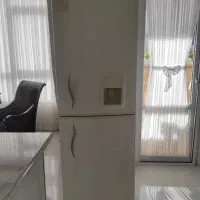 یخچال فریزر کاملا سالم و تضمینی