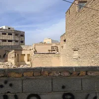 زمین فروشی