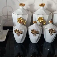 پاسماوری و ظرف ادویه شیک طلایی و سفید