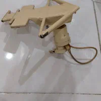آنتن گردان به همراه دستگاهش