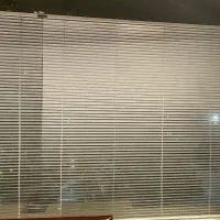 پرده کرکره ای فلزی رنگ طوسی نقره ای ۱۷۵*۱۵۰