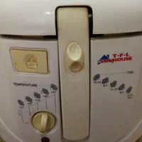 سرخ کن با روغن بسیار تمیز