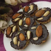 دهین نجفی، انرژی بار،کیف لوازم آرایشی|خوردنی و آشامیدنی|قم, گلزار|دیوار