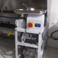 میز صندلی لهستانی وچرخ گوشت صنعتی میز دخل توافقی