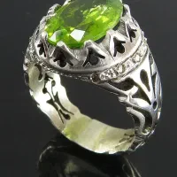 انگشتر زبرجد آفریقایی اصل همراه با 10 برلیان اصل|جواهرات|تهران, وردآورد|دیوار