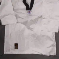 لباس تکواندو.