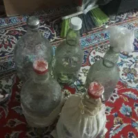 بطری آبلیمو و آبغوره|ظروف نگهدارنده، پلاستیکی، یک‌بارمصرف|صحنه, |دیوار