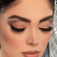 خدمات زیبایی تخصصی میکاپ عروس و میکاپ همراه|خدمات آرایشگری و زیبایی|فردیس, فردیس|دیوار