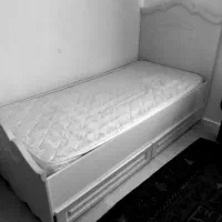 دو عدد تخت خواب منبران