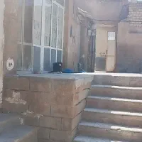 فروش منزل کلنگی قابل سکونت|فروش زمین و ملک کلنگی|زرقان, |دیوار