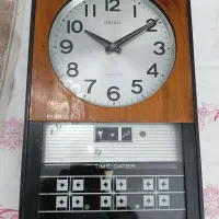 ساعت دیواری قدیمی ۵۰ ساله باطری خور