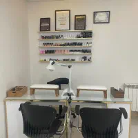 اجاره میز ناخن