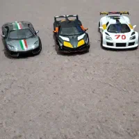 ماشین کینسمارت|اسباب‌‌بازی|رباط‌کریم, رباط‌کریم|دیوار