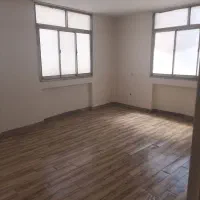 بلوارنیکنام ۱۱۵متر ۲خواب طبقه اول
