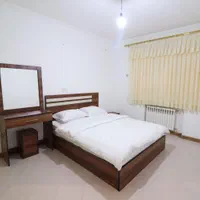 مبله دوخوابه و تمیز فول امکانات|اجارهٔ کوتاهمدت آپارتمان و سوئیت|شیراز, نیایش|دیوار