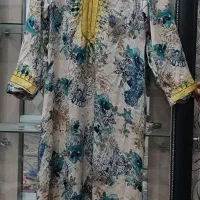 انواع لباس‌های مجلسی و خانگی بصورت‌ جمله‌