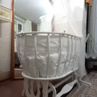 گهواره چوبی|تخت و صندلی بچه|اراک, |دیوار