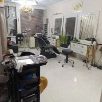 اجاره صندلی آرایشگاه زنانه|استخدام درمانی، زیبایی، بهداشتی|تهران, نظام‌آباد|دیوار