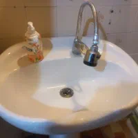 سرشوی چینی|لوازم سرویس بهداشتی|مهاجران, |دیوار